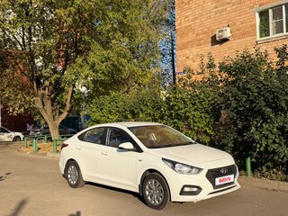 2018 Hyundai Solaris II, белый, 1200000 рублей, вид 3