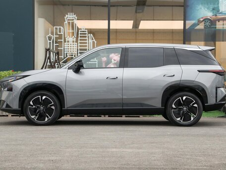 2026 Toyota bZ3X 58.3 kWh, серебристый, 3178000 рублей, вид 3