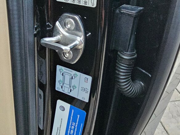 2018 Volkswagen Touareg III, коричневый, 5080000 рублей - вид 35