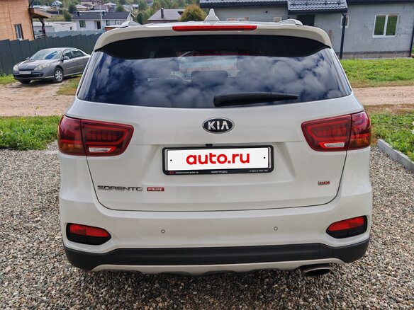2018 Kia Sorento III Prime Рестайлинг, белый, 2600000 рублей - вид 6