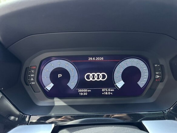 2022 Audi A3 Sportback 35 TFSI IV (8Y), белый, 2100000 рублей - вид 9