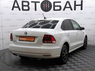2018 Volkswagen Polo V Рестайлинг, белый, 1100000 рублей, вид 3
