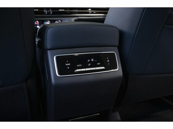 2024 Changan CS95 I Рестайлинг 2, чёрный, 4709900 рублей - вид 9