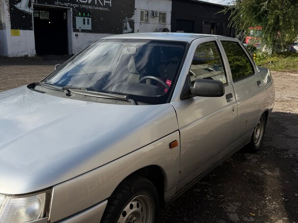2003 Lada (ВАЗ) 2110, серебристый, 250000 рублей - вид 4