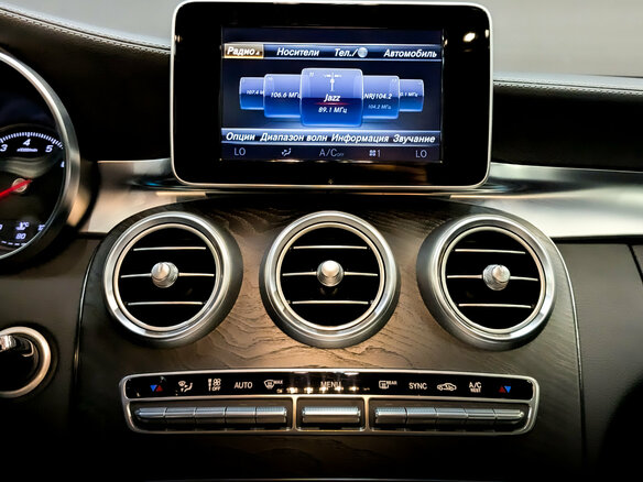 2014 Mercedes-Benz C-Класс 250 IV (W205), серебристый, 2350000 рублей - вид 14