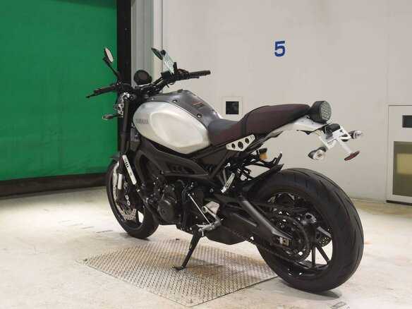 2020 Yamaha XSR900, серебристый, 777000 рублей - вид 5