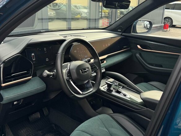 2024 Geely Monjaro I, синий, 3380000 рублей - вид 9