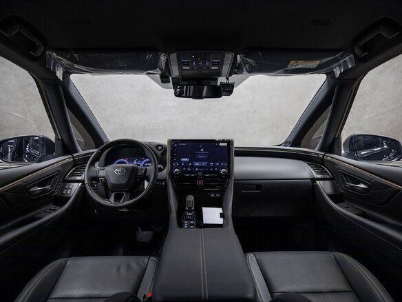2026 Toyota Alphard IV, чёрный, 14400000 рублей - вид 9