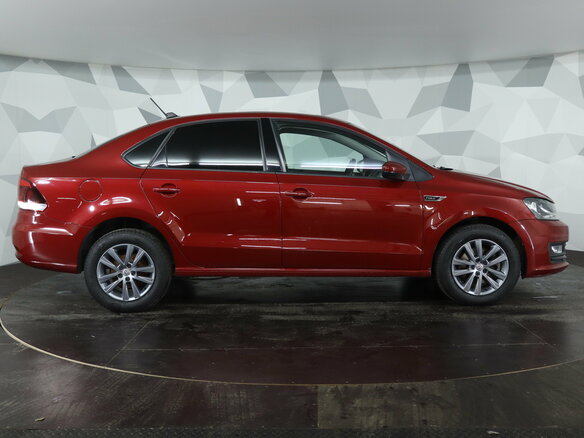 2019 Volkswagen Polo V Рестайлинг, красный, 1319000 рублей - вид 3