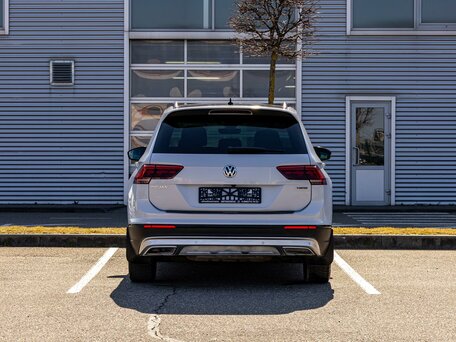 2020 Volkswagen Tiguan II, белый, 1995000 рублей, вид 5