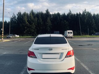 2015 Hyundai Solaris I Рестайлинг, белый, 849000 рублей, вид 5