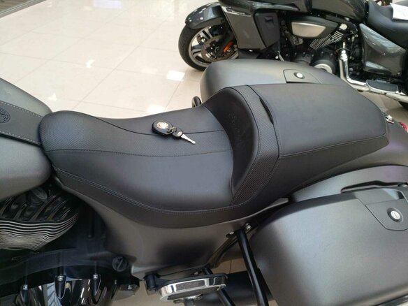 2020 Indian Chieftain, серый - вид 10