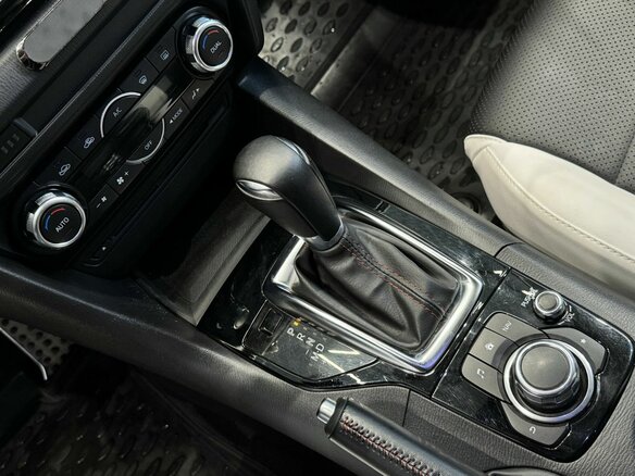 2014 Mazda 3 III (BM), белый - вид 18