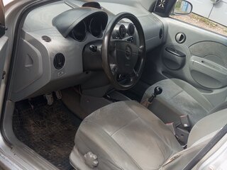 2004 Chevrolet Aveo I, серебристый, 125000 рублей, вид 5