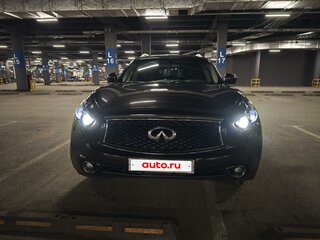 2017 Infiniti QX70, коричневый, 3000000 рублей, вид 2