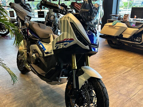 2026 Honda X-ADV, белый, 1950000 рублей, вид 2