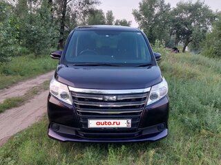 2015 Toyota Noah III (R80), фиолетовый, 1720000 рублей, вид 2