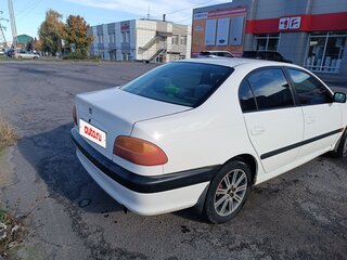 1998 Toyota Avensis I, белый, 310000 рублей, вид 4