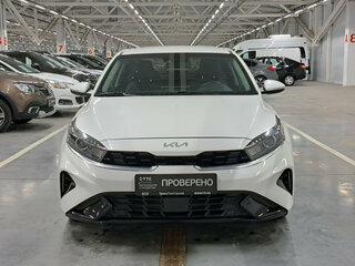 2021 Kia K3 II Рестайлинг, белый, 1899000 рублей, вид 2