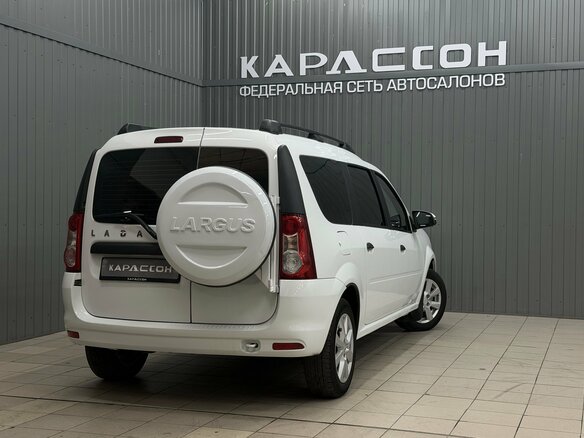 2024 Lada (ВАЗ) Largus I Рестайлинг, белый - вид 1
