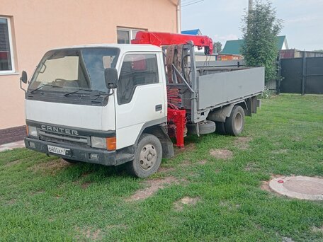 1990 Mitsubishi Delica, белый, 1300000 рублей, вид 1