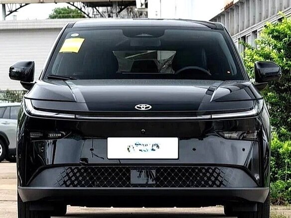 2026 Toyota bZ3X 58.3 kWh, чёрный, 2680000 рублей - вид 8