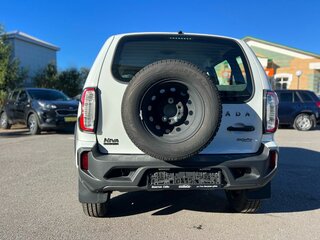 2026 Lada (ВАЗ) Niva Travel I Рестайлинг, белый, 1479000 рублей, вид 5