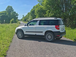 2013 Skoda Yeti I, белый, 830000 рублей, вид 4