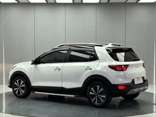 2022 Kia KX1, белый, 1235000 рублей, вид 4