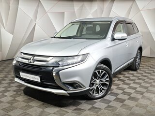 2017 Mitsubishi Outlander III Рестайлинг 2, серебристый, 1855000 рублей, вид 1