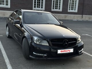 2012 Mercedes-Benz C-Класс 200 III (W204) Рестайлинг, чёрный, 1500000 рублей, вид 2