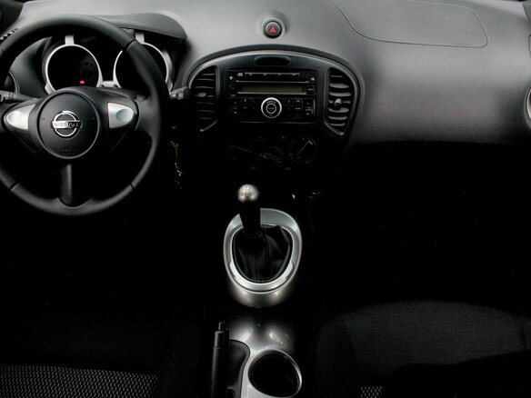 2015 Nissan Juke I Рестайлинг, фиолетовый, 1050000 рублей - вид 6