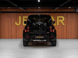 2021 Land Rover Defender 110 II, чёрный, 14500000 рублей, вид 5