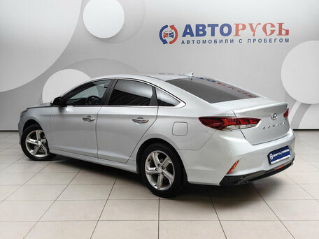2019 Hyundai Sonata VII (LF) Рестайлинг, серебристый, 1499000 рублей, вид 2