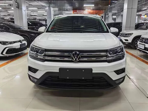 2023 Volkswagen Tharu I, белый, 1500000 рублей - вид 1