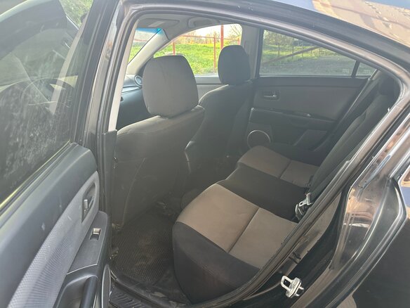 2006 Mazda 3 I (BK) Рестайлинг, чёрный, 249000 рублей - вид 11