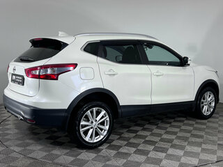 2017 Nissan Qashqai II, белый, 1870000 рублей, вид 5