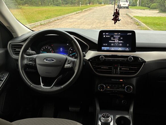 2022 Ford Escape IV, серый, 1360000 рублей - вид 8