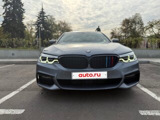 2019 BMW 5 серии 520d xDrive VII (G30/G31/G38), серый, 4200000 рублей, вид 2