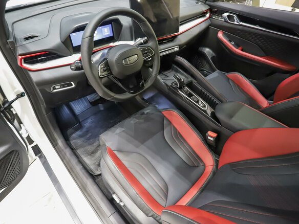 2026 Geely Coolray I Рестайлинг 2, белый, 2975000 рублей - вид 6