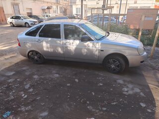 2013 Lada (ВАЗ) Priora I Рестайлинг, серебристый, 315000 рублей, вид 2