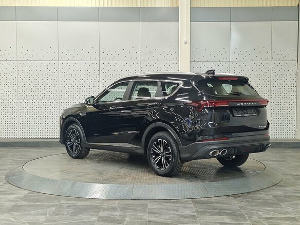 2026 Jetour X70+ I Рестайлинг, чёрный, 3099900 рублей - вид 3
