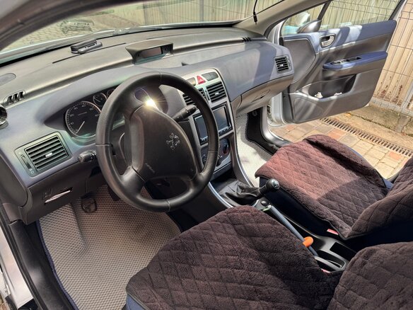 2004 Peugeot 307 I, серый, 285000 рублей - вид 9