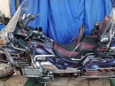 1991 Honda GL 1500 Gold Wing, красный, 850000 рублей, вид 4