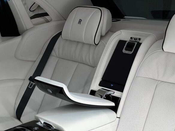 2026 Rolls-Royce Phantom Extended VIII (Series I), чёрный, 87500000 рублей - вид 31