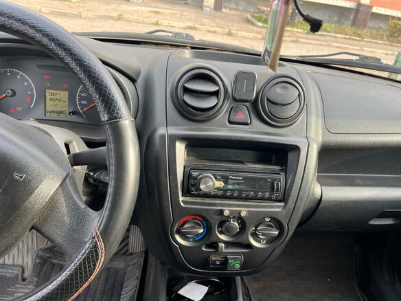 2013 Lada (ВАЗ) Granta I, серебристый, 310000 рублей - вид 6