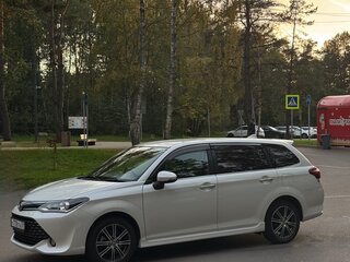 2016 Toyota Corolla Fielder XI (E160, E170, E180) Рестайлинг 1, белый, 1550000 рублей, вид 4