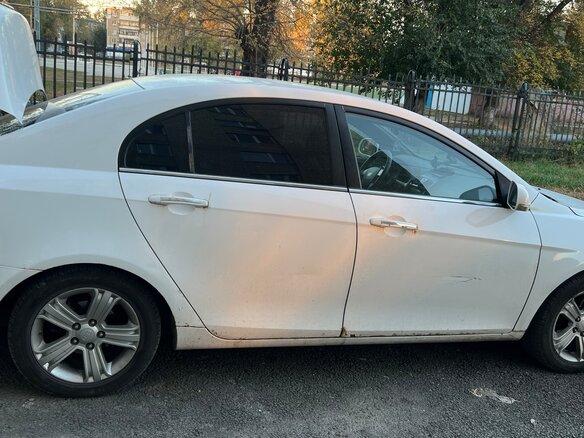 2014 Geely Emgrand EC7, белый, 300000 рублей - вид 4