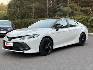 2020 Toyota Camry VIII (XV70), чёрный, 2385000 рублей, вид 1