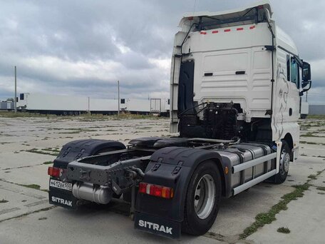 2023 Sinotruk Sitrak C7H MAX, белый, 5600000 рублей, вид 3